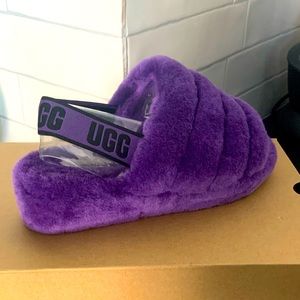 SOLD!  Brand new UGG Yeah Slides